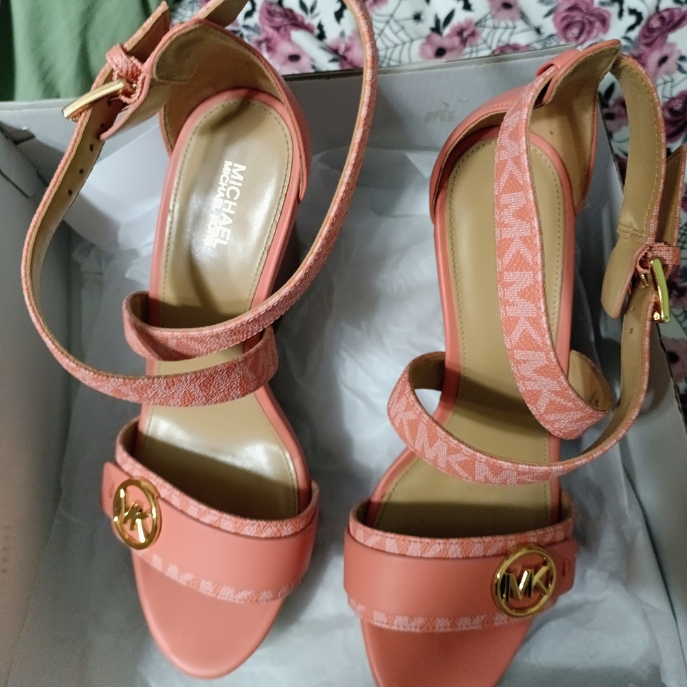 Michael Kors Peach Sandals with Gold Accents